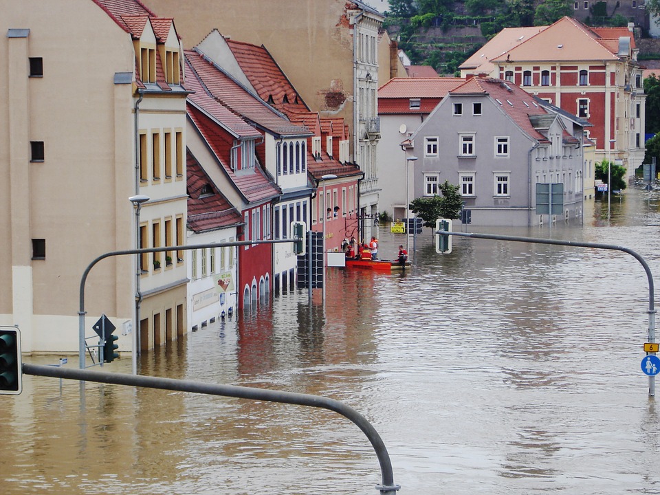 Hochwasserschäden: Die erweiterte Naturgefahrenversicherung schützt